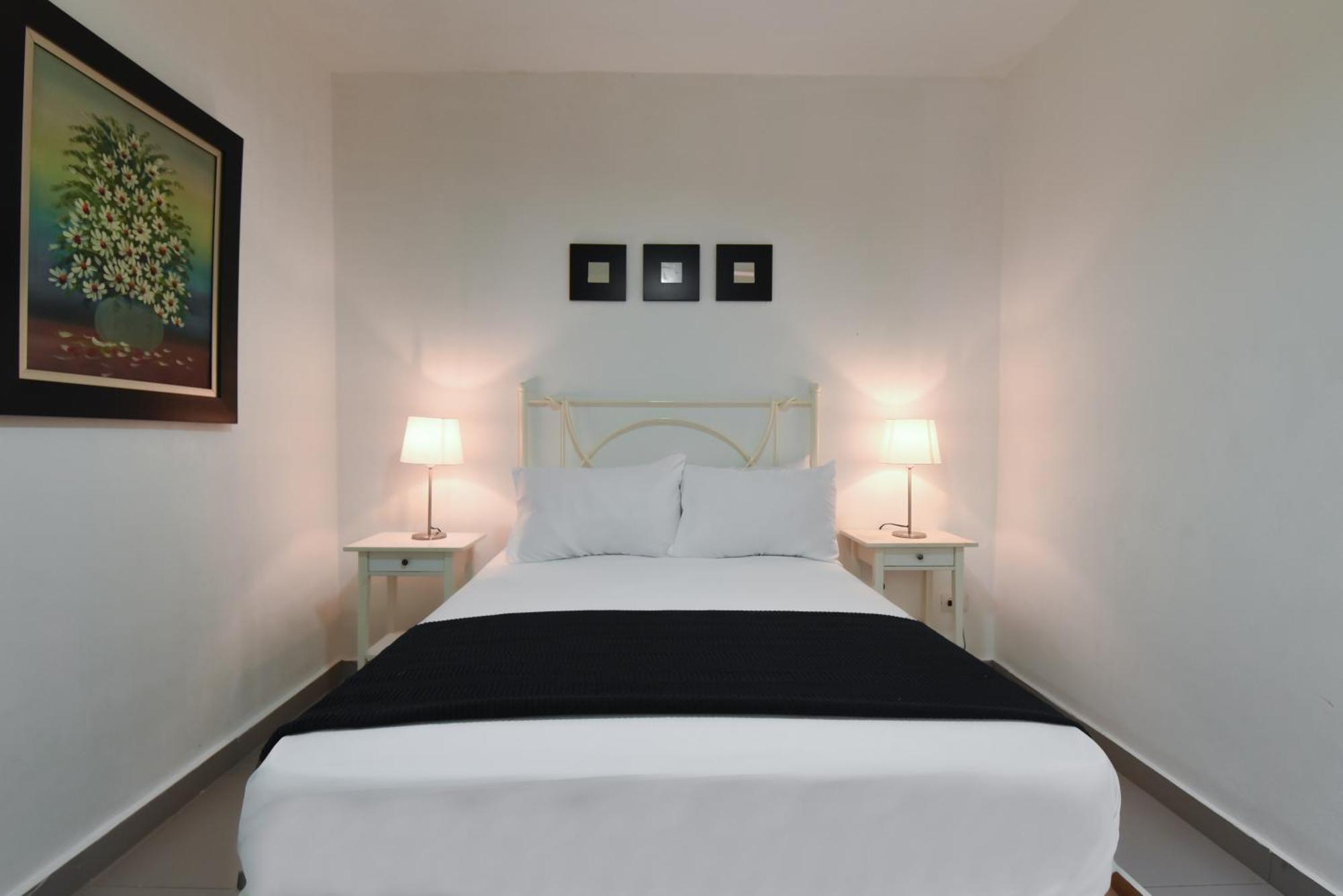 Ph 19 Guesthouse Hotel In Gazcue Santo Domingo Rum bild