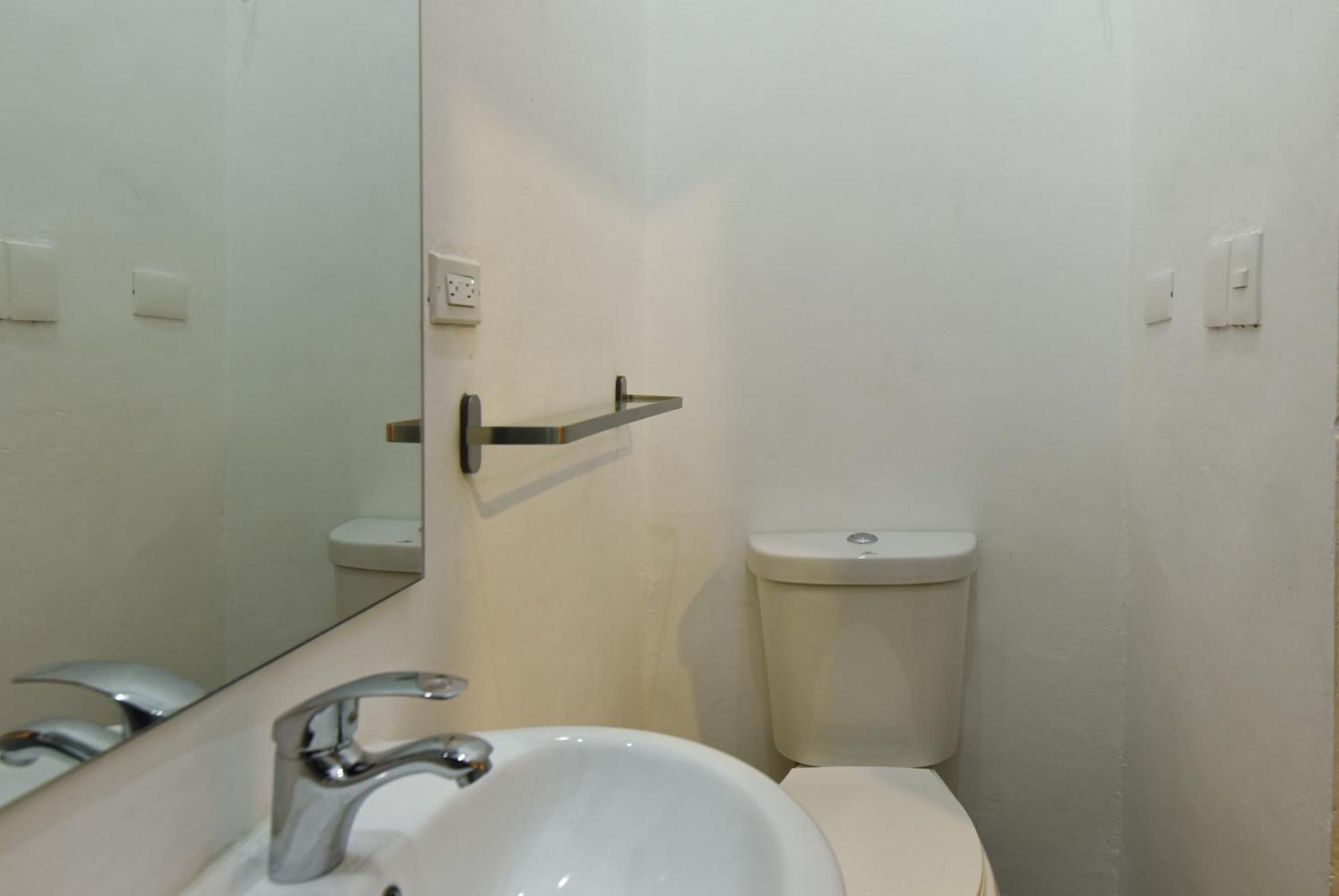 Ph 19 Guesthouse Hotel In Gazcue Santo Domingo Rum bild