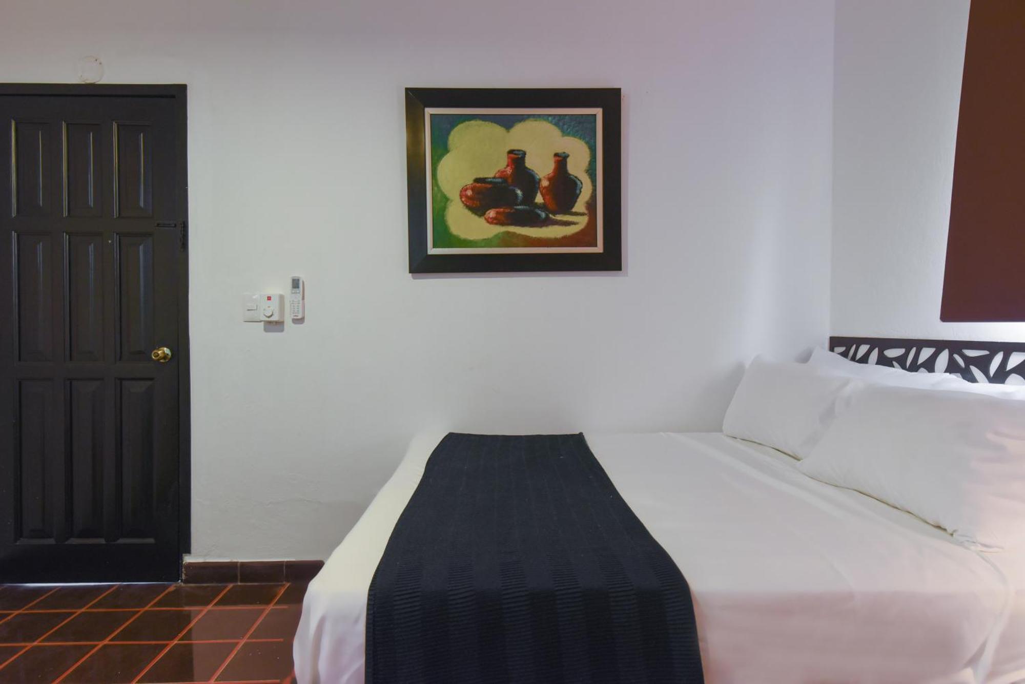 Ph 19 Guesthouse Hotel In Gazcue Santo Domingo Rum bild